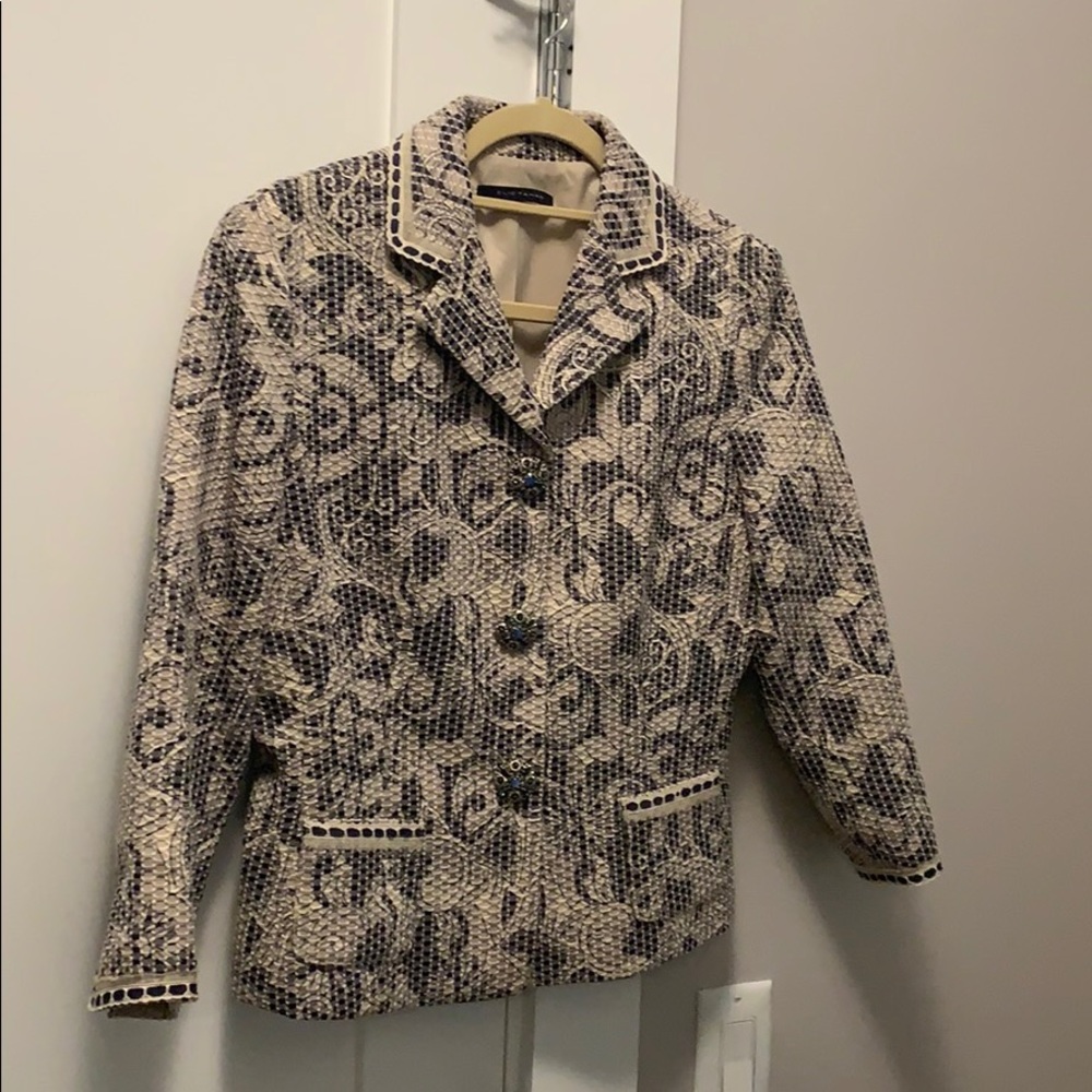 Ellie Tahari blazer, size M.